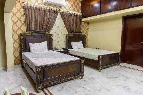 Patel Residency Guest House image 38